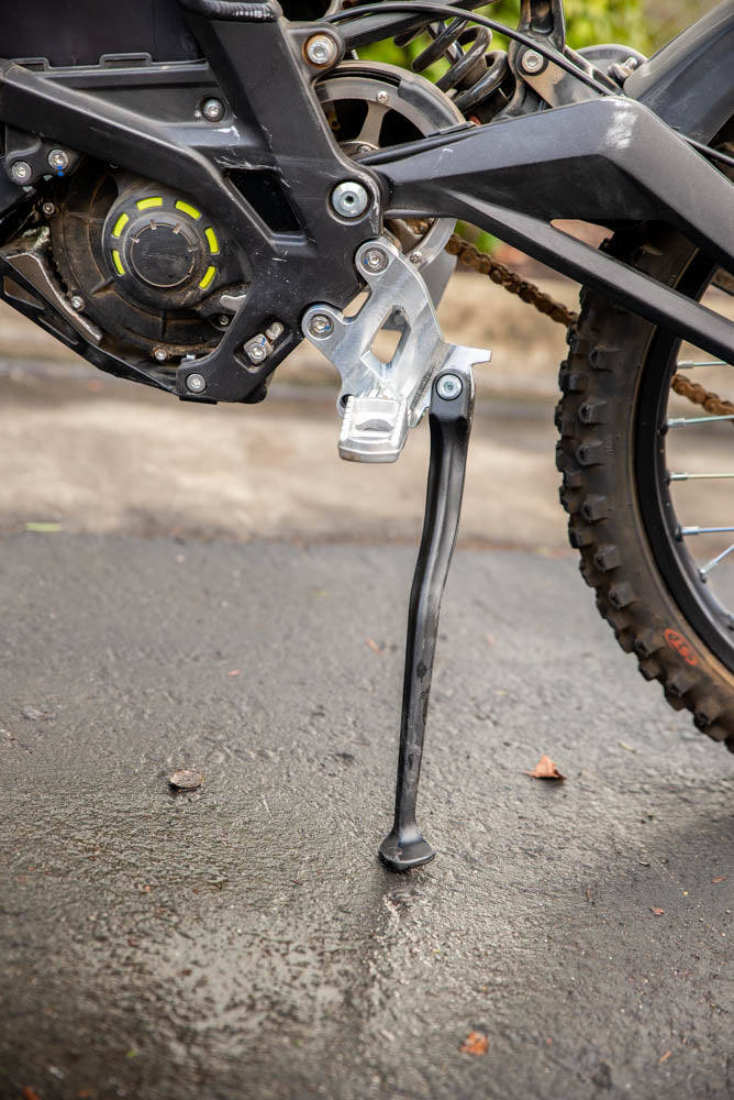 E Ride Pro SS 20mm Lowering Peg Bracket Set With Kickstand Option and Support Brace