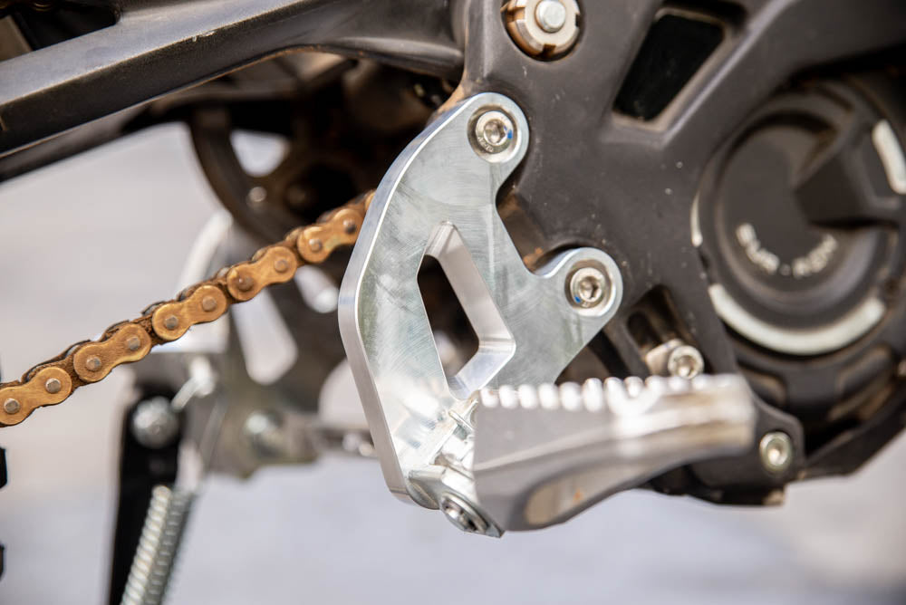 E Ride Pro SS 20mm Lowering Peg Bracket Set With Kickstand Option and Support Brace