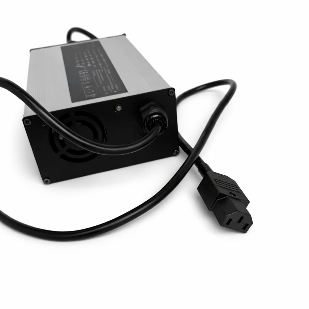 YEYWY 60V 10A Lithium Ion Battery Charger (67.2V Output)