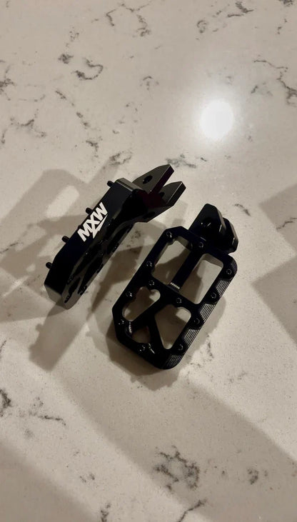 Black Moto Pegs